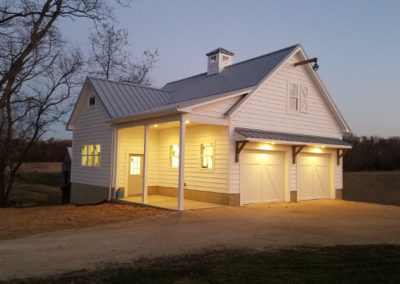 custom farmhouse garage